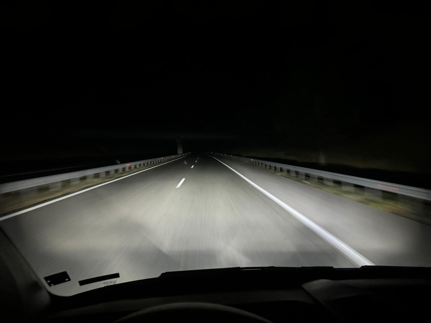 Bi-LED žárovky H4 BRILUMI ZENITH 200W CANBUS 6000K – Jasné světlo