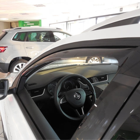 Přední deflektory FARAD pro Škoda Octavia III 5E (2013–2020), 2 ks, 4/5 dveří