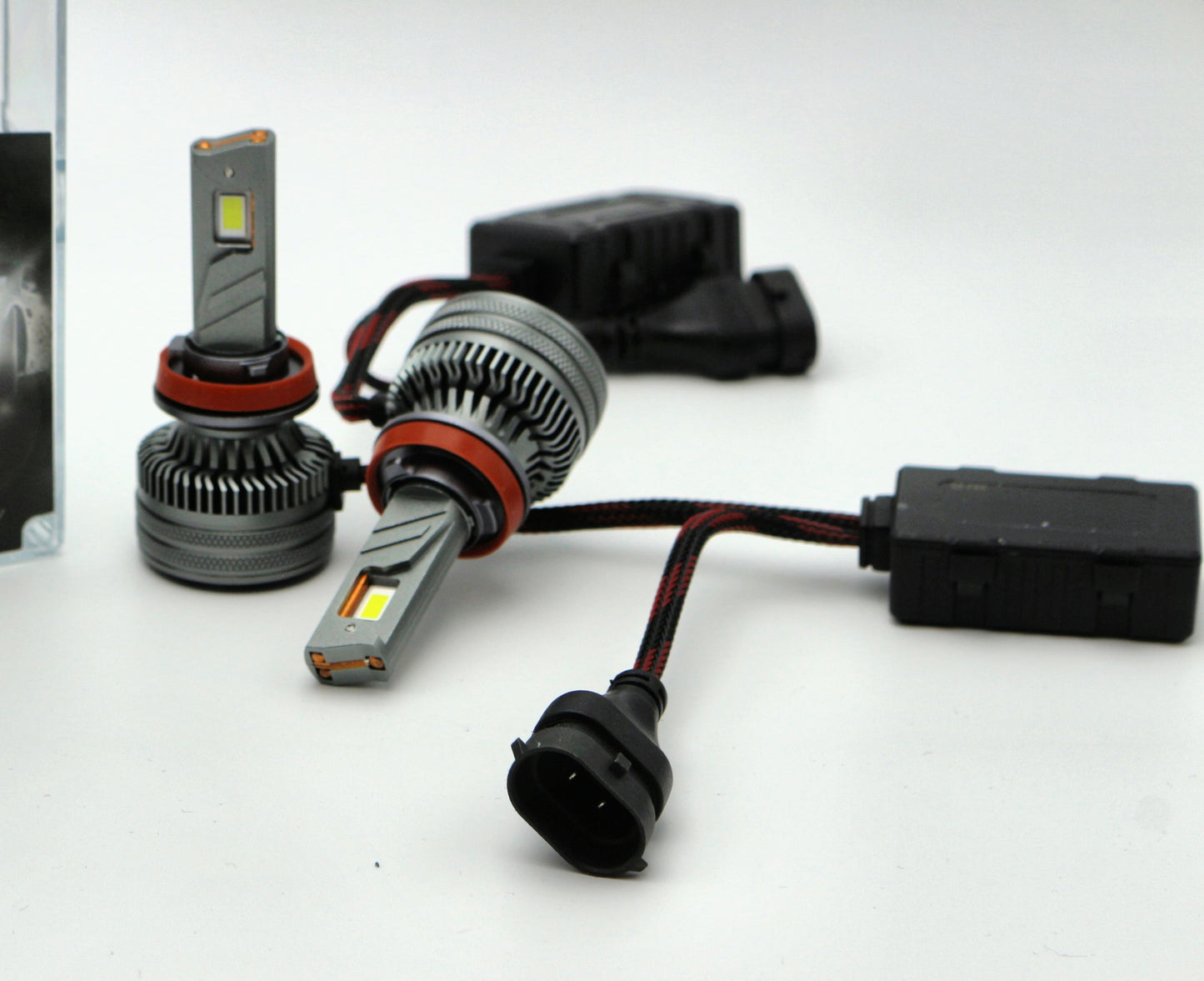 LED žárovky H8/H9/H11 BRILUMI ZENITH 200W CANBUS 6000K – Jasné světlo